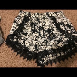 Summer vibe flowy booty shorts
